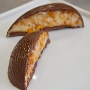 Ovo de páscoa com frutas