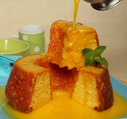 Bolo de laranja com coco