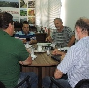 Produtores de frutas de caroço terão manhã de campo