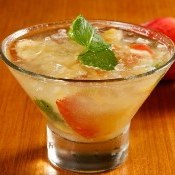 Caipirinha de caju com vodca