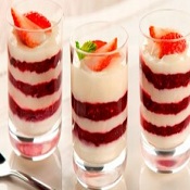 Creme de iogurte com frutas vermelhas