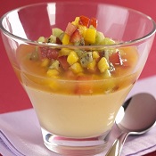 Salada de frutas com creme